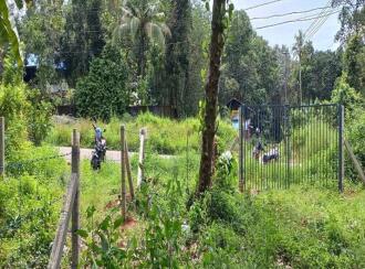 Residential Land for Sale in Kollam, Kottarakkara, Puthur, Moonnu Murthi Temple.