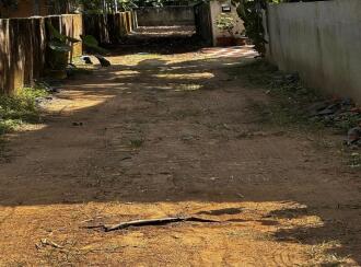 Residential Land for Sale in Ernakulam, Vennala, Vennala, Behind Medical centre