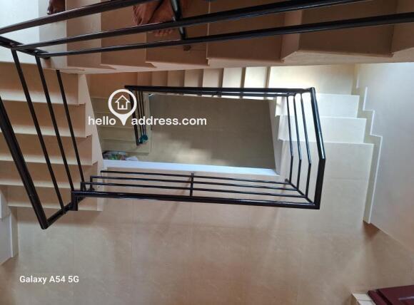 First Floor to Second Floor Interior Stairs