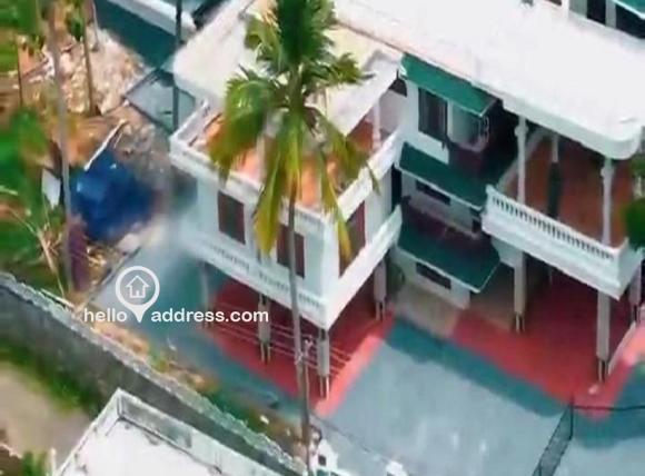 Commercial Building for Sale