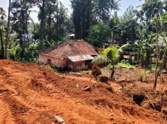 Residential Land for Sale in Ernakulam, Muvattupuzha, Kizhakkekara