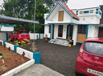 Residential House Villa for Sale in Kottayam, Kottayam town, Kuruppunthara, eravimangalam