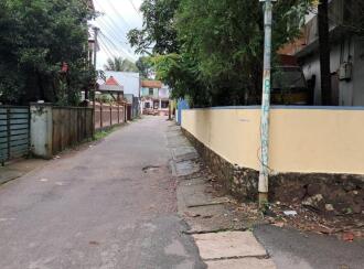 Residential House Villa for Sale in Thrissur, Ayyanthole, Ayyanthole, Kinar Stop, Karat Lane, Ayyanthole Ground.
