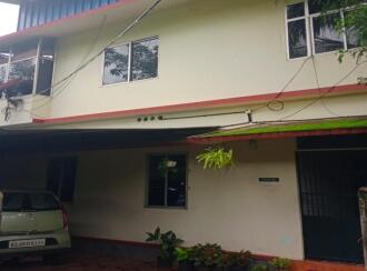 വാസയോഗ്യമായ വീട് / ഉല്ലാസഭവനം വില്പനയ്ക്ക് 