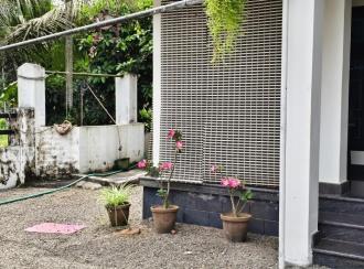 വാസയോഗ്യമായ വീട്‌ വില്പനയ്ക്ക് Malappuram, Nilambur, Kalikavu