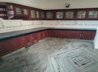 Residential House Villa for Rent in Ernakulam, Maradu, Maradu