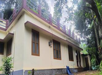 വാസയോഗ്യമായ വീട്‌ വില്പനയ്ക്ക് Pathanamthitta, Konni, Aruvappulam