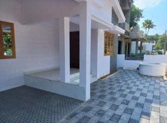 Residential House Villa for Sale in Ernakulam, Perumbavoor, Vengola