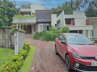 Residential House Villa for Sale in Thrissur, Athani, Ambalapuram