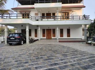 Residential House Villa for Sale in Wayanad, Sulthan bathery, Kottakunnu
