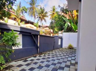 Residential House Villa for Sale in Palakkad, Shoranur, Shoranur