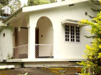 Residential House Villa for Sale in Wayanad, Kalpetta, Kalpetta, near AUPS ARIMULA - Poothadi District Wayanad (Kerala)