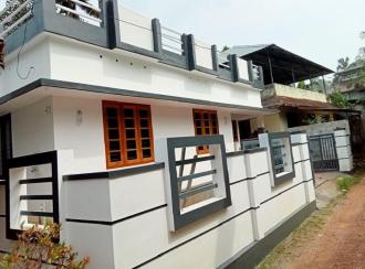 Residential House Villa for Sale in Kottayam, Kottayam town, Manganam
