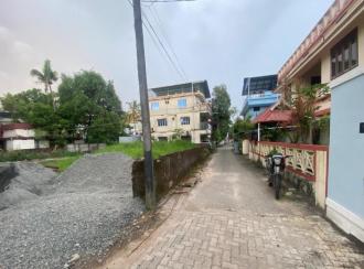 Residential Land for Sale in Ernakulam, Ernakulam town, Kaloor