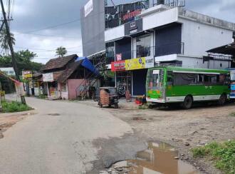 Commercial Land for Sale in Ernakulam, Aluva, Desam