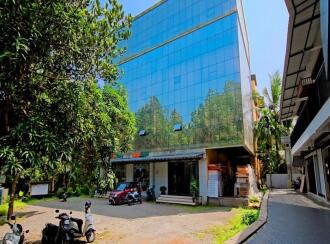 Commercial Building for SaleKozhikode, Balussery, Balussery