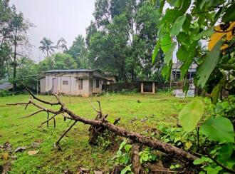 Residential Land for Sale in Ernakulam, Aluva, Chunangamvely, Chunangamvely, Aluva