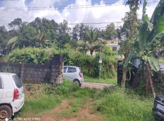Residential Land for Sale in Kollam, Kottarakkara, Valakom, rhss valakom In Valakom Kottarakkara road Near SBI Bank and HP petrol pump