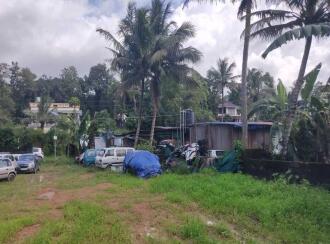 Residential Land for Sale in Kollam, Kottarakkara, Valakom, rhss valakom In Valakom Kottarakkara road Near SBI Bank and HP petrol pump