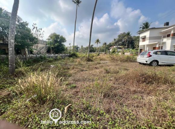 15 cents , converted to residential land, 1.5 kms from KSRTC Bus Stand - Irinjalakuda