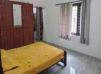 വാസയോഗ്യമായ വീട്‌ വില്പനയ്ക്ക് എറണാകുളം, Paravur, Vadakkekara