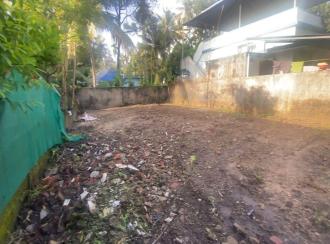 Commercial Land for Sale in Ernakulam, Ernakulam town, Kothadu