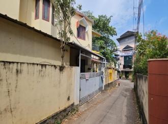 Residential House Villa for Sale in Trivandrum, Thiruvananthapuram, Ambalamukku