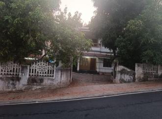 Residential House Villa for Sale in Ernakulam, Puthencruz, Karimugal