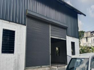 Commercial Building for Rent in Ernakulam, Kochi, Mamangalam, Bund Road