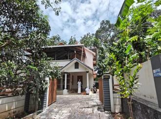 Residential House Villa for Sale in Pathanamthitta, Pandalam, Thumpamon
