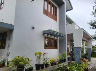 Residential House Villa for Sale in Ernakulam, Aluva, Aluva
