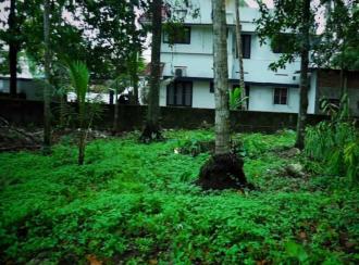 Residential Land for Sale in Trivandrum, Thiruvananthapuram, Maruthoorkadavu