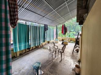 Commercial Building for Sale in Kottayam, Erattupetta, Aruvithura