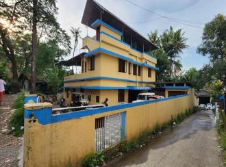 Commercial Building for Sale in Kottayam, Erattupetta, Aruvithura