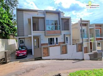 Residential House Villa for SaleErnakulam, Aluva, Pukkattupady