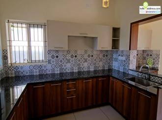 Residential House Villa for Sale in Ernakulam, Aluva, Pukkattupady