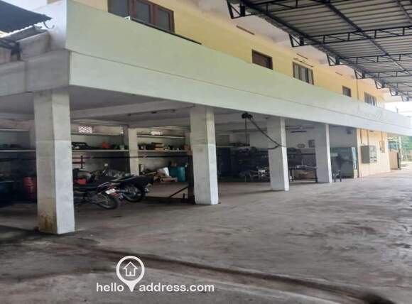 Commercial Building for Sale