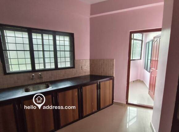 Kitchen and workarea side