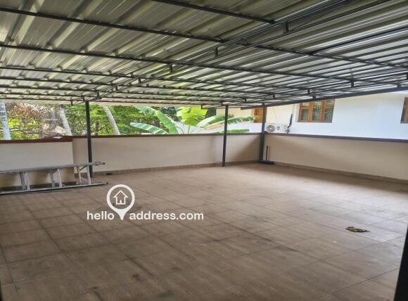 Upstairs - 3rd large balcony