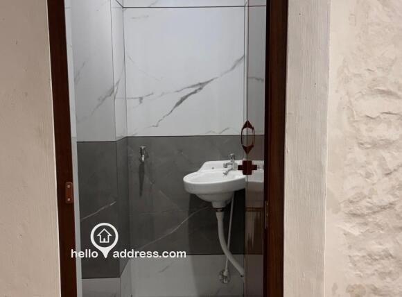 Commercial Shop for Rent