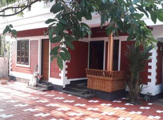 Residential House Villa for Sale in Kottayam, Kottayam town, Illickal, municipal gound
