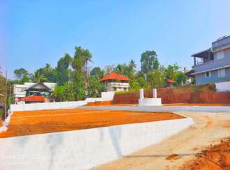 Residential Land for Sale in Kottayam, Kottayam town, Pallom, Mavilangu, Chingavanam