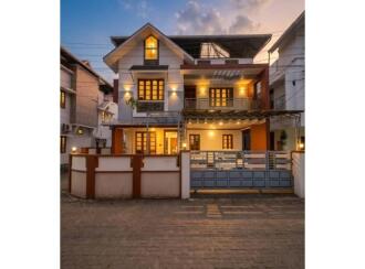 Residential House Villa for Sale in Ernakulam, Maradu, Maradu, Maradu Kottaram Junction