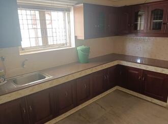 Residential Apartment for Rent in Ernakulam, Ernakulam town, Ravipuram, V.R.M Road