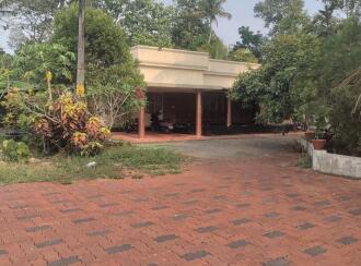 Residential House Villa for Sale in Ernakulam, Perumbavoor, Aimury, Nayatukavu temple