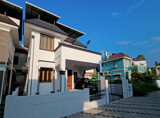 Residential House Villa for Sale in Ernakulam, Aluva, Aluva, Elookkara, Kadungalloor, near Aluva.