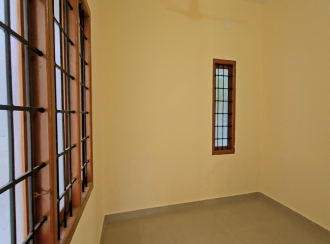 Residential House Villa for Sale in Ernakulam, Aluva, Aluva, Elookkara, Kadungalloor, near Aluva.