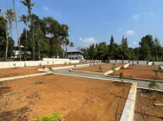 Residential Land for Sale in Ernakulam, Angamaly, Karukutty