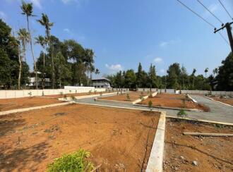 Residential Land for Sale in Ernakulam, Angamaly, Karukutty
