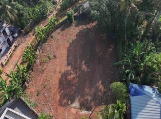Commercial Land for Sale in Ernakulam, Aluva, Pukkattupady, Opposite to Nayara Petrol Pump at Asaan Padi